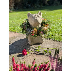 Französische Bulldogge Gartenfigur aus Beton
