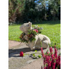 Französische Bulldogge Gartenfigur aus Beton